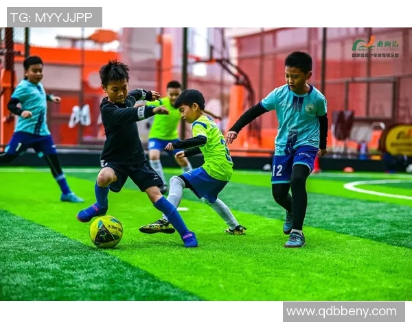 足球明星的多才多艺:他们在场内外的独特技能与魅力解析